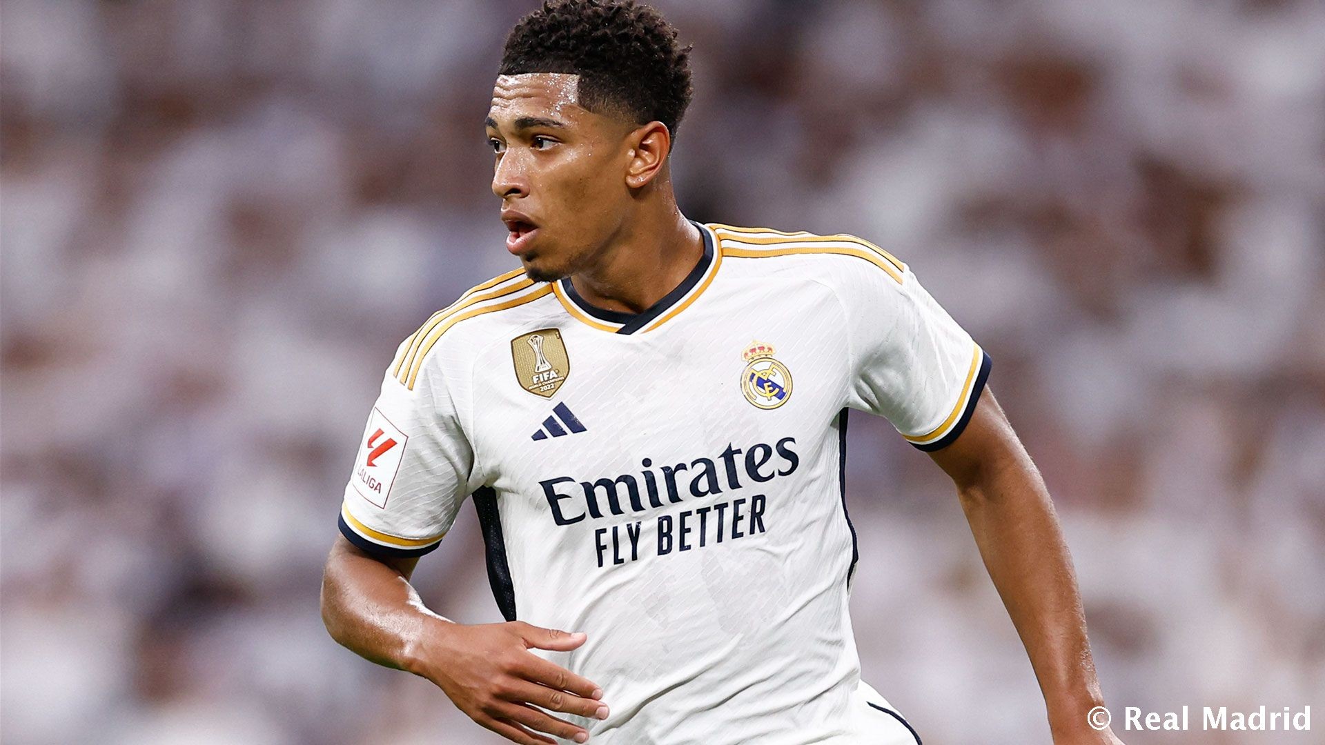 荷媒：阿贾克斯总监和滕哈格进行了长时间交谈，希望他二进宫（荷媒：阿贾克斯总监与滕哈格深度交流，期待其回归二度执教）