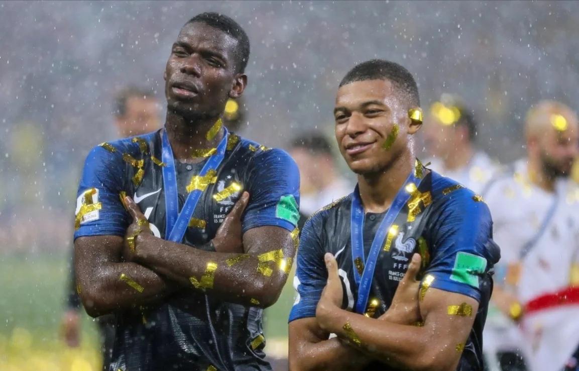 BBC：芝加哥火焰与莱万就转会展开积极谈判，球员愿意加盟（据BBC报道，芝加哥火焰与莱万就转会深入洽谈，球员倾向加盟）