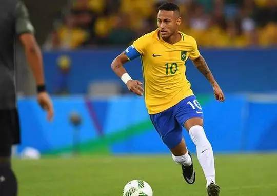 德佬：如果我们没有7万座的现代球场，如何与米兰双雄竞争（德佬：没有7万座现代球场，拿什么与米兰双雄抗衡？）