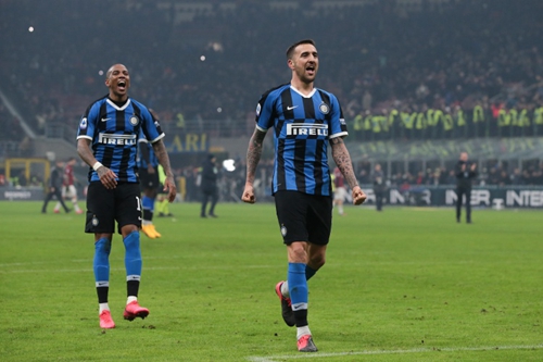 罗体：迪巴拉因发烧缺席罗马的训练，多夫比克恢复跑步练习（罗体报道：迪巴拉发烧缺席罗马训练，多夫比克重启跑步训练）