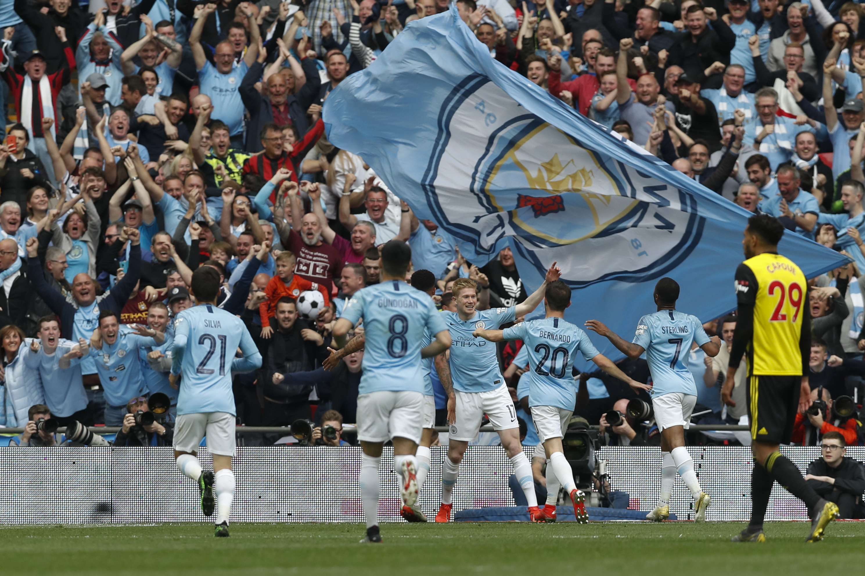 记者：澳足协将全力支持澳超二级联赛，不担心资金上的亏损（记者：澳足协力挺澳超二级联赛，不惧资金亏损）