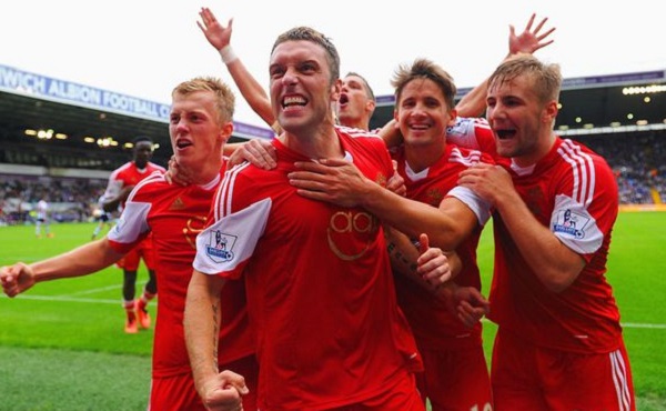 老鹰成为NBA本赛季首支助攻突破600大关的球队