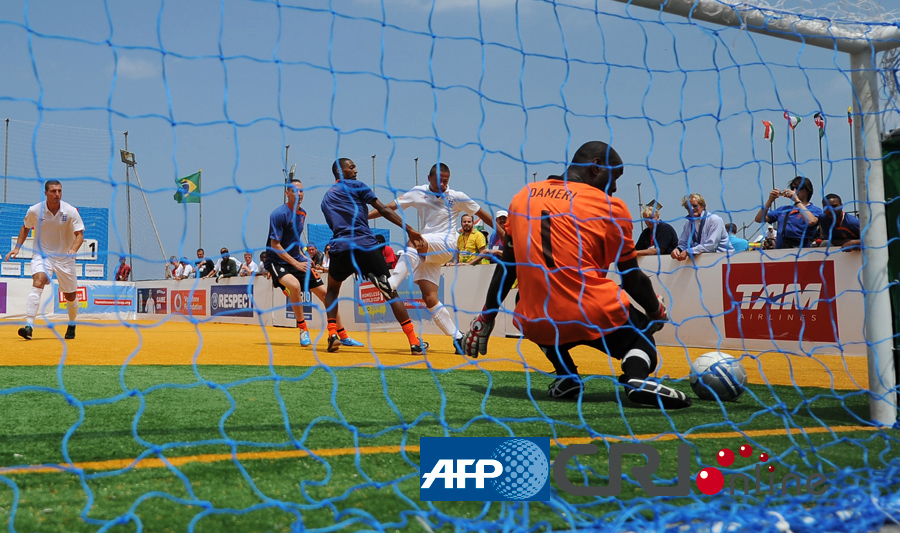 利物浦官方：新赛季球衣保留若塔印号，若球迷购买利润将用于慈善（利物浦官宣：新赛季球衣仍保留若塔号码，相关销售利润将捐赠慈善）