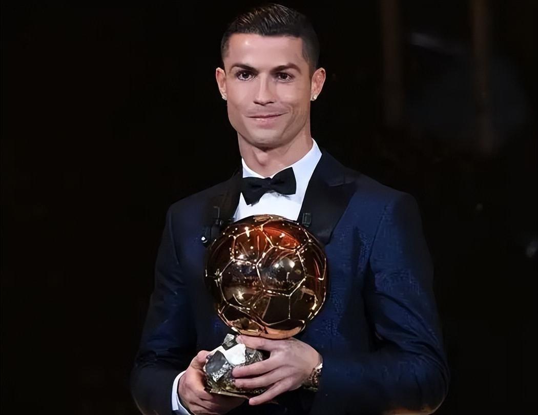 英超赛场亮点：利物浦逆转曼联,