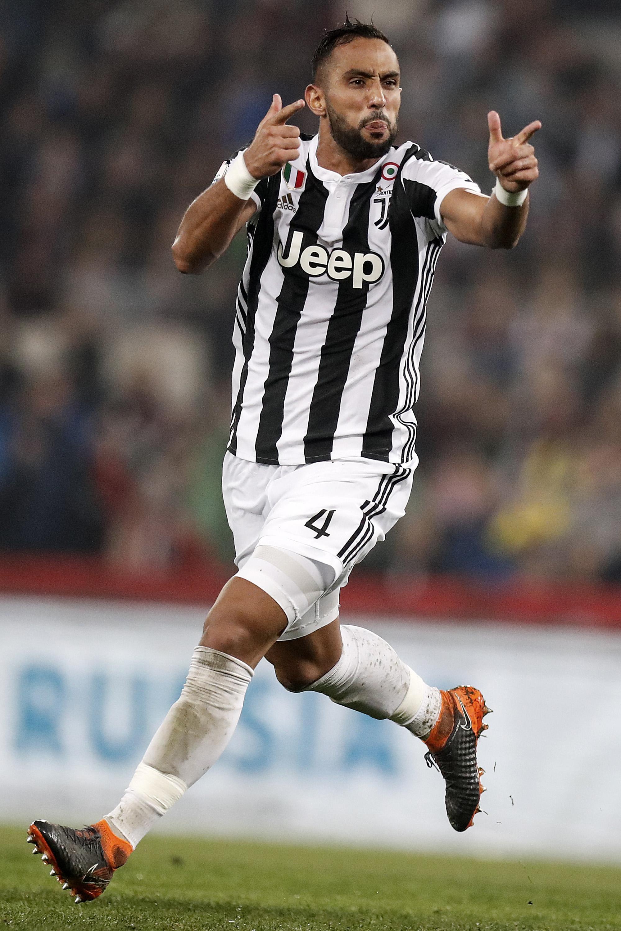 亚马尔爸：要鼓励年轻人去工作，过去我去工地找工作都没岗位（亚马尔父亲：应鼓励年轻人就业，我当年去工地求职常遇无岗）